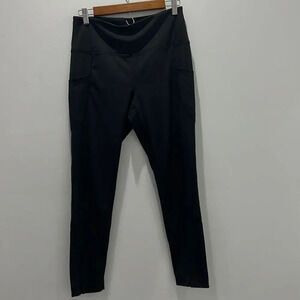 Free People Movement High Rise Black Leggings size Large with side Pockets